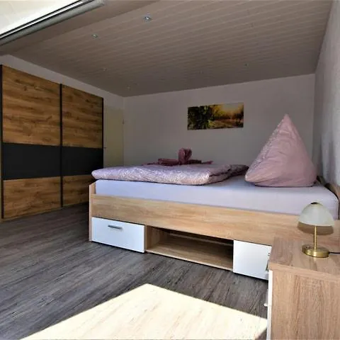 Apartament 4 - Erpolzheim